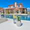 Casa di Marko-NEW MODERN RUSTIC HOUSE with pool AND SPACIOUS GARDEN!