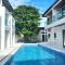 Diver's home resort