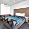 Elkira Court Motel