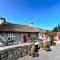 Oranuisce Thatch Cottage Ballyvaughan