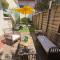 CASA DAHLIA - Charmant appartement équipé avec terrasse, 50m du port