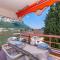 Casa Bader - Lake View Apt with Pool & Sauna - Happy Rentals