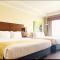 Hotel & Suites Le Dauphin Drummondville