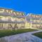 Oliva Suites