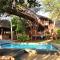 Bona Ngwenya Lodge & Safaris