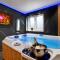 Luxor - Private Jacuzzi Boulevard Suites