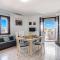 Happy Grey House - Happy Rentals