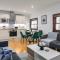 Modern new 1 Bed Battersea Clapham Near River