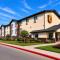Super 8 by Wyndham Nampa