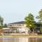 Ringsjöstrand Camping, Hotell och Stugby