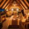 Albert Authentic Old Town Suites - Mountain View & Parking