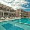 Arty Grand Hotel
