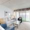English Towers 804
