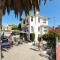 Hotel 251