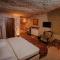 Saliche Cave Suite