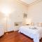 VILLA EUGENIA - Luxury Flat in the Centre, with Parking Space