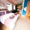St Ives Balcony Flat TreCar