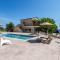 Casa Di Mare - Studios and Apartments with pool on the beach, by ZanteWize