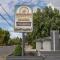 Oregon Trail Inn and Suites