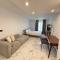 Elegant room in Alicante - AC, Wifi & Comfort