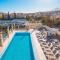 Klayman Olivina Aparthotel