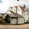 The Globe, Warwick, Warwickshire - Brunning & Price