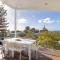 Casa Bianca - Oceanview Beachside Escape