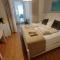 Rooms and apartments PALMA B&B