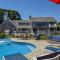 Beautiful Spacious Family Retreat w Pool