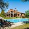 Ideal villa in Peralada with private pool and garden