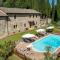 PODERE MONTIONI 6&2, Emma Villas