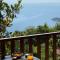 Om Living Pelion