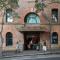 Hotel Woolstore 1888, Sydney - Handwritten Collection
