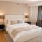 Modern Guest Rooms Near Wembley Stadium- Free parking & WiFi