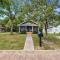 Charming Lakeland Bungalow Close to Downtown