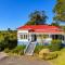 Crescent Villa - Stay Waiheke