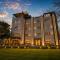 Hotel Three Seasons