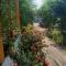 U new guest house