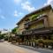 Collection O Thaiphiphat House Silom