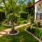 Vila Mikdonia - Predelut Home