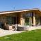 Villa Sofayla w Jacuzzi near the Pirin Golf Resort