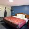 Chaplin Inn & Suites