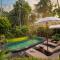 Lunga Cafe & Villa