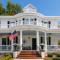 The Edenton Collection – Captain’s Quarters Inn