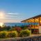 Seaview Moonrise Café