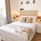 Grand Central House - Central Penthouse Double Room Ensuite - GibraltarStay Apartments