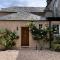 Quaint self contained cottage near Edinburgh.