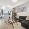 Exquisite, Bright & Modern Condo - Free Parking
