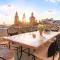 Sliema Cozy Townhouse with Rooftop View, Prime Spot