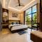 Hotel Shakuntla Palace - 400 Meters away from Vishnu Pad Temple 7 mins walk